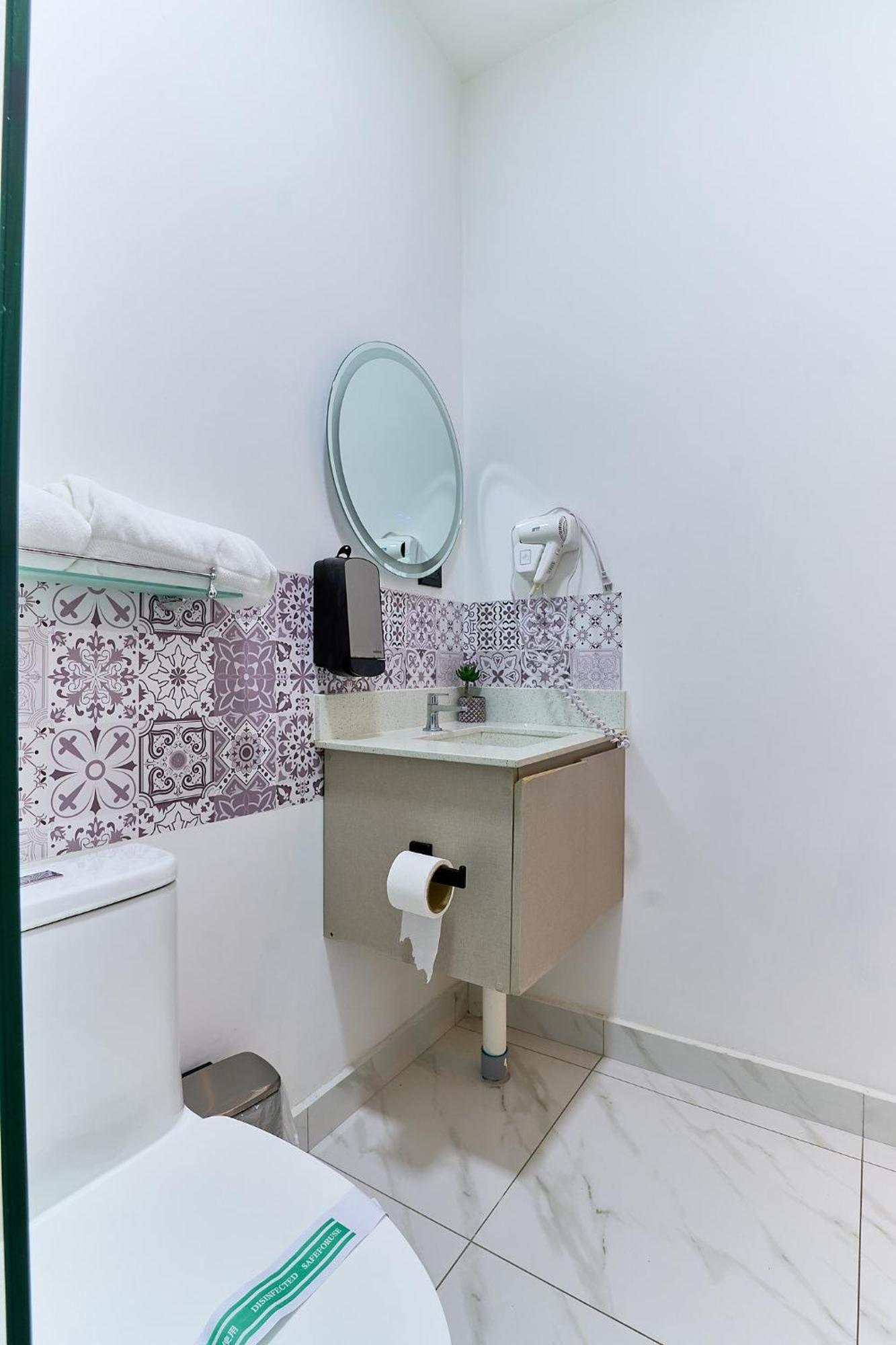 Apartaestudios La Capital San Jose  Luaran gambar